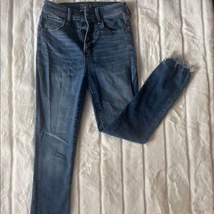 Abercrombie & Fitch High Rise Super Skinny Ankle Jeans